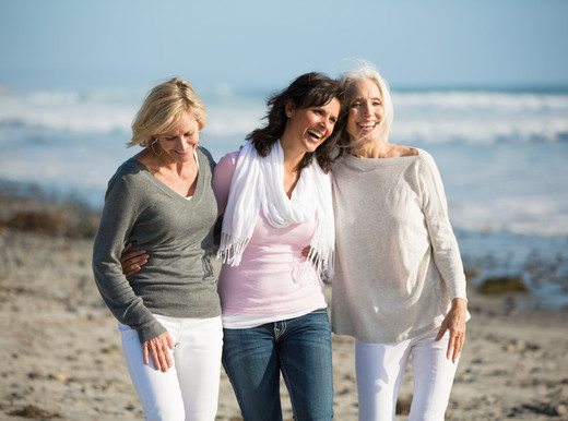 Camminare regolarmente allontana lo scompenso nelle donne dopo la menopausa