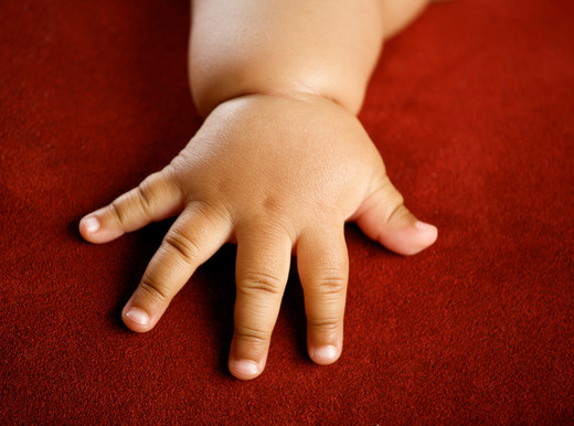 Il polso dei bambini “cicciottelli” predice il rischio futuro del cuore